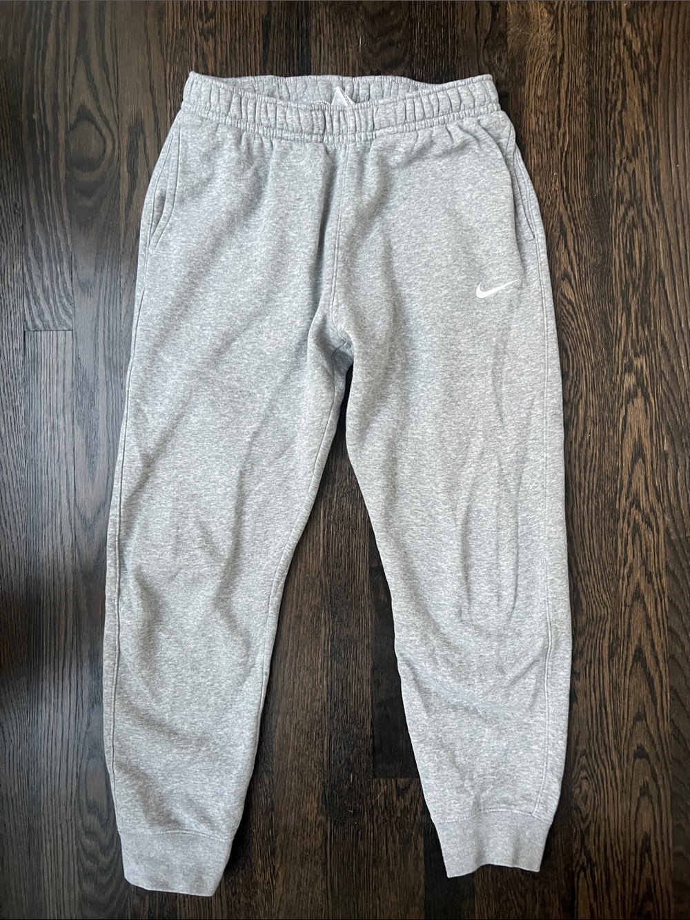 Nike Club Men’s Training Joggers Light Gray Sweatpants White Swoosh | S